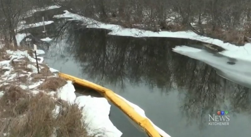 jet fuel spill cleanup in Puslinch from ctv news report